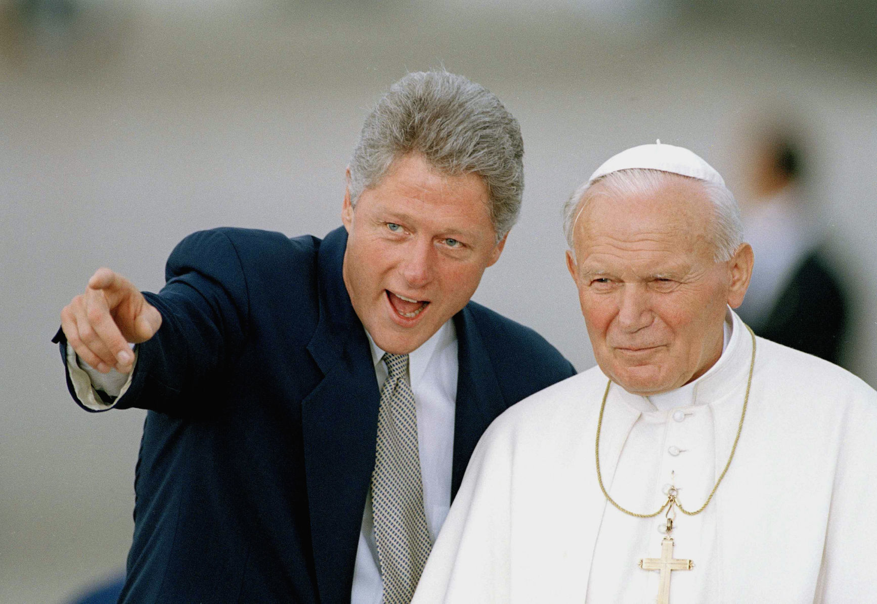 1993: Pope John Paul II and President Bill Clinton
